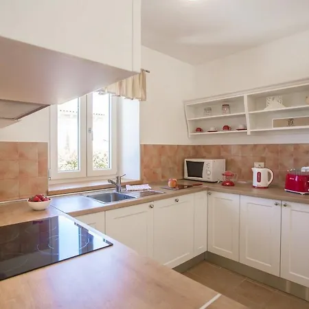 Vakantiehuis Samanta Momjan